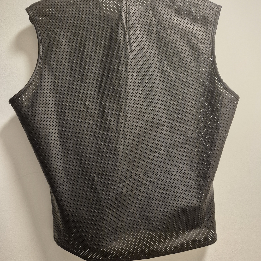 Black Men's Tank Top "DISCOUNTED" - Picture 2 of 9
